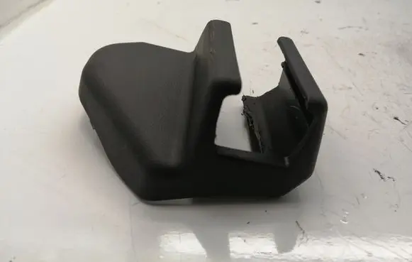 Toyota Avensis T250 Front driver seat rail trim 7213805030B0 7213805030