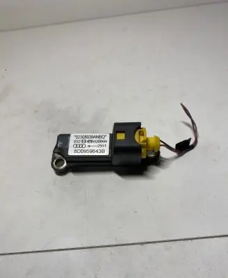 Audi A4 S4 B5 8D Airbag deployment crash/impact sensor 8D0959643B 02308039ANBQ 0020999