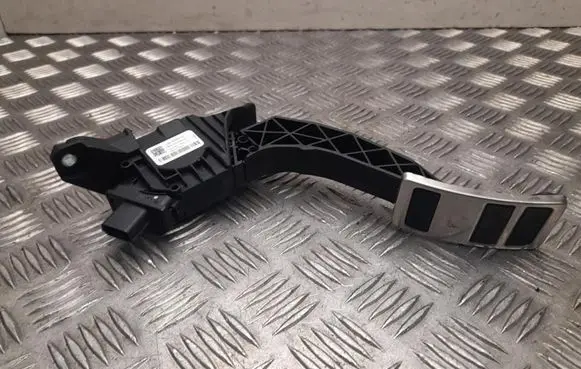 Ford Mustang Mach-E Accelerator throttle pedal LJ9C9F836CB