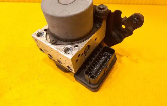 Toyota Hilux (AN120, AN130) ABS Pump 4454071500