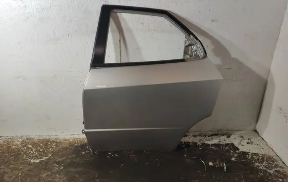 Honda Civic Rear door 