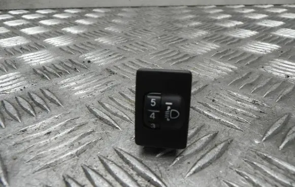 Toyota C-HR I Headlight level height control switch 8415202090
