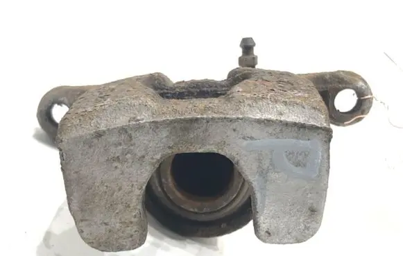 Nissan Qashqai Rear brake caliper