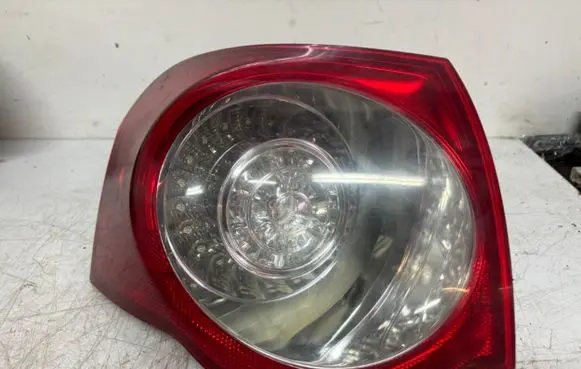 Volkswagen PASSAT B6 Rear/tail lights 3C9945095N