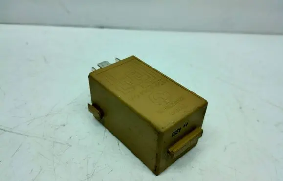 BMW 5 E60 E61 Window control relay V23141B3001X15 61368384505