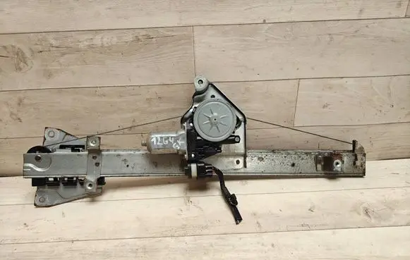Mitsubishi Grandis Rear door window regulator with motor MR989948 0620402210