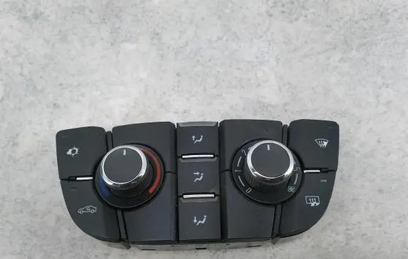 Opel Astra J Climate control/heater control trim 13337691