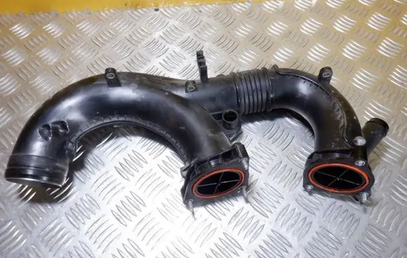 Audi A8 S8 D5 Intercooler hose/pipe 0P2129606A