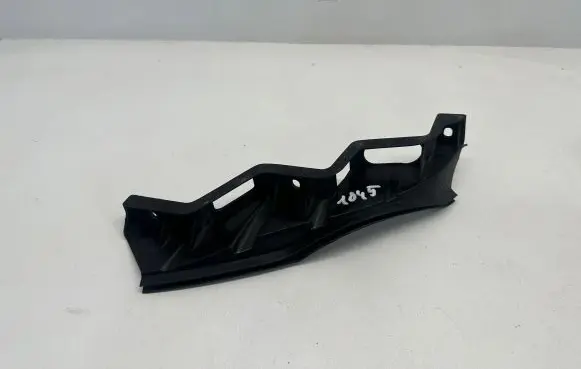 Volkswagen PASSAT B6 Front bumper mounting bracket 3C0807890