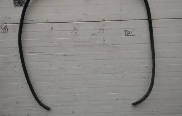 Lexus GS 250 350 300H 450H Front door rubber seal