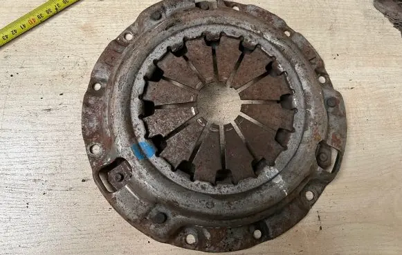 Mazda 323 Pressure plate 