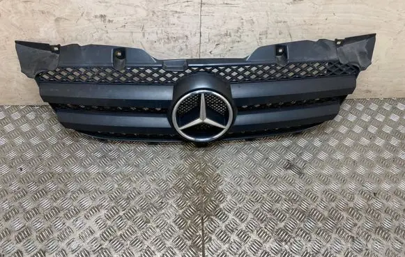 Mercedes-Benz Sprinter W906 Front bumper upper radiator grill A9068800385