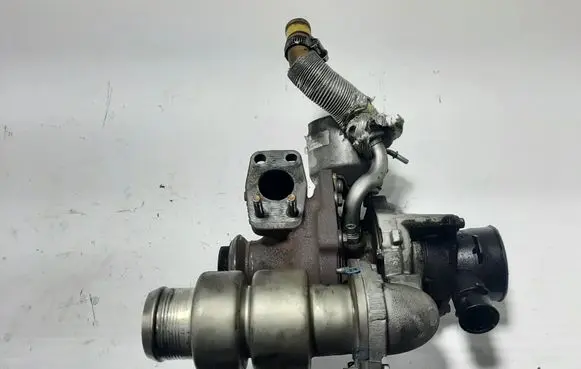 Volvo V40 Turbo 9686120680