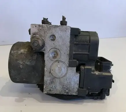Subaru Forester SF ABS Pump 27531FC010 11000040690