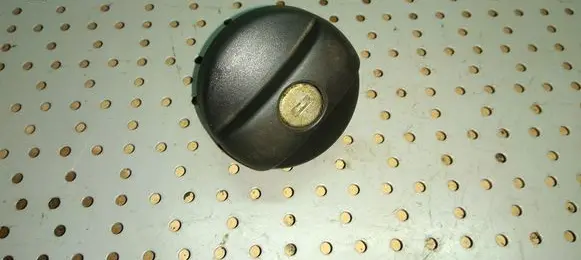 Citroen C8 Fuel tank filler cap 