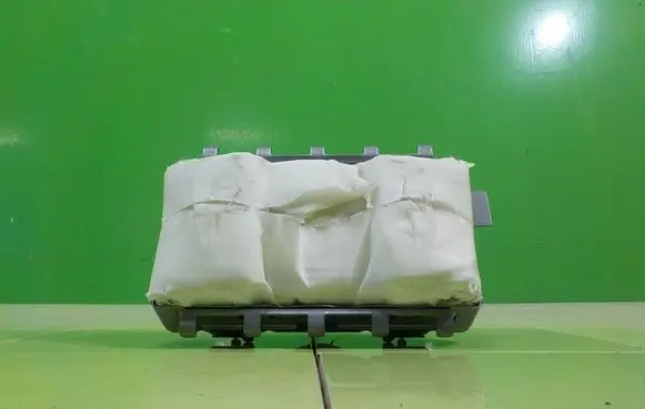 Toyota Prius (XW20) Passenger airbag K04281205P2A