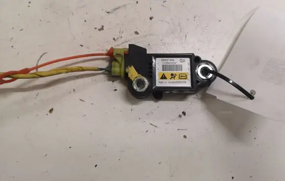 Chevrolet Captiva Airbag deployment crash/impact sensor 96631484