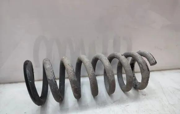 Mercedes-Benz E C207 W207 Rear coil spring