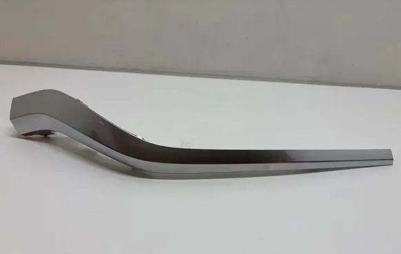 Hyundai Santa Fe Front bumper splitter molding 86596S1600