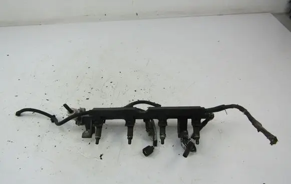 Ford Focus Fuel main line pipe 