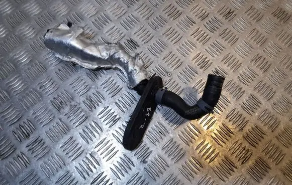 Audi A4 S4 B9 Engine coolant pipe/hose 8W1819372A
