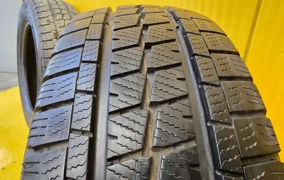Mercedes-Benz Vito Viano W447 R16 summer tire 