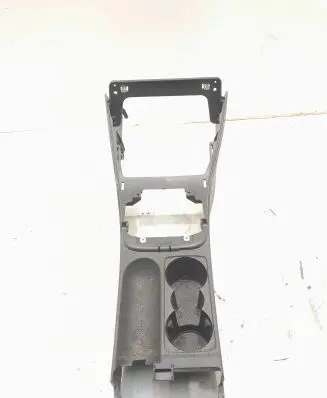 Volkswagen Golf Plus Center console 5M1863243B