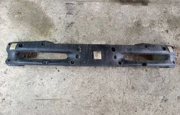 Front bumper foam support bar