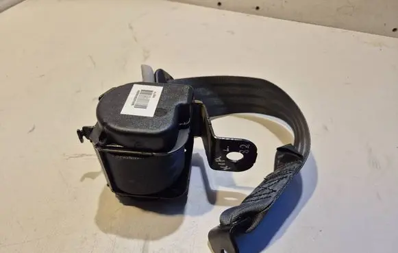 KIA Sportage Rear seatbelt 898201F000
