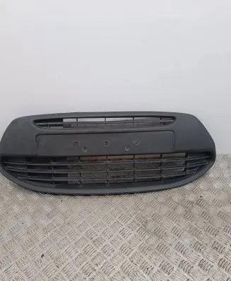 Ford Ka Front grill 735437417