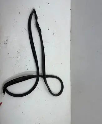 Audi TT Mk1 Front door rubber seal 
