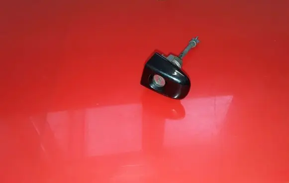 Toyota Verso-S Front door lock (next to the handle) NOCODE