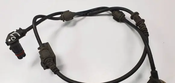 Mercedes-Benz ML W164 ABS brake wheel speed sensor A1645400917