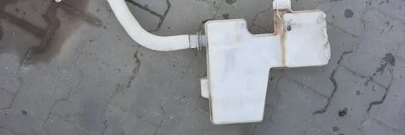 Renault Trafic III (X82) Windshield washer fluid reservoir/tank 289105241R 30867992 289105372R