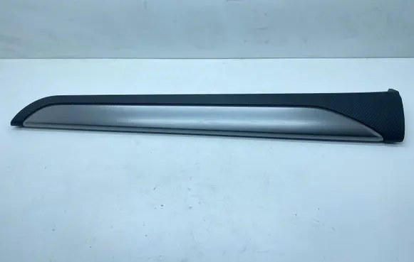 Dashboard glove box trim