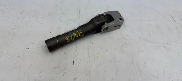 Chrysler 300 - 300C Steering column universal joint P05057365AA