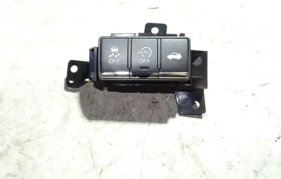 Infiniti Q50 Other switches/knobs/shifts