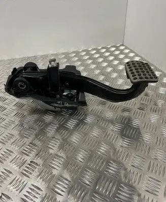 Mercedes-Benz C W205 Brake pedal A2052920308