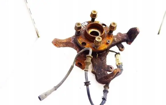 Opel Astra G Front wheel hub spindle knuckle
