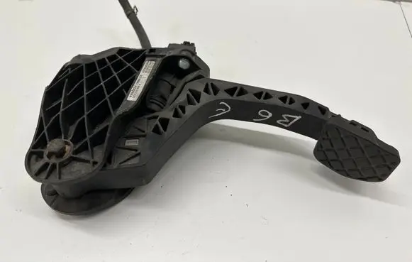 Clutch pedal