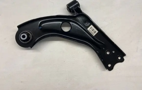 Peugeot 308 Front lower control arm/wishbone 7aaa270364042d S440rd 180298d