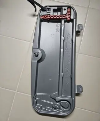 BMW 7 F01 F02 F03 F04 Tool box 6784442 71116784442