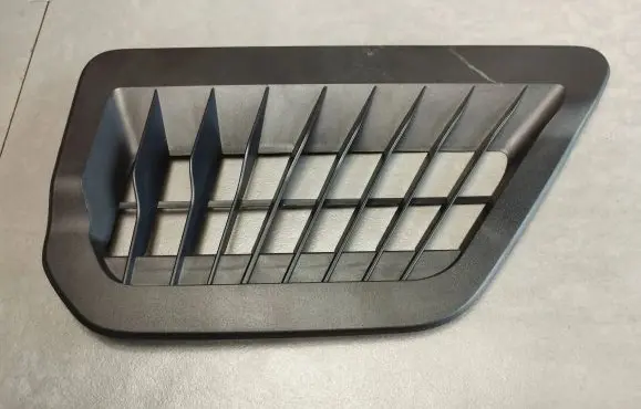 BMW 7 G11 G12 Radiator cooling fan shroud 7390747