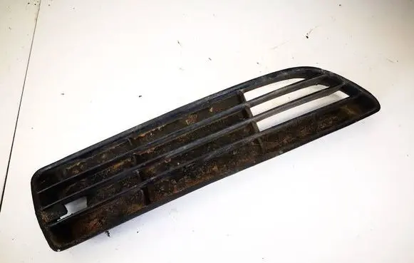 Audi A4 S4 B5 8D Front bumper lower grill