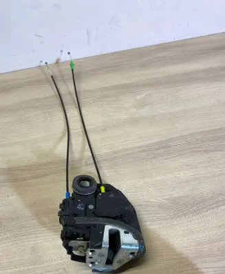 Lexus RX 450H Front door lock A084219