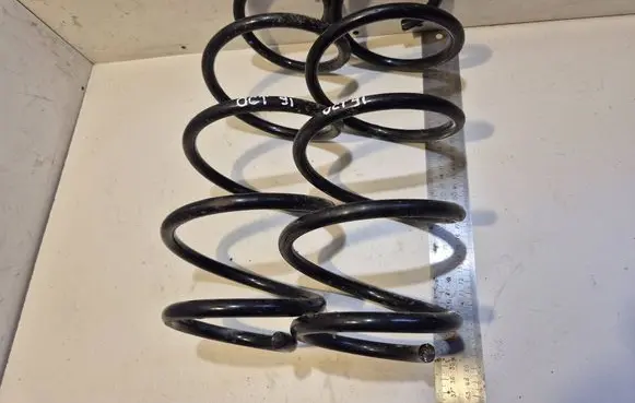 Skoda Octavia Mk2 (1Z) Front coil spring