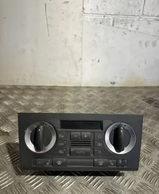 Audi A3 S3 8P Climate control unit