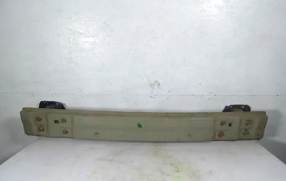 Toyota Avensis T220 Rear bumper support beam 