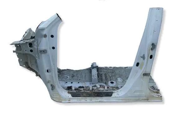 Toyota Hilux VIII Front quarter panel 