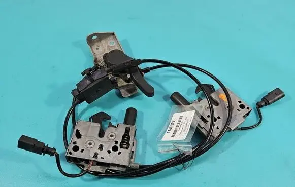 Skoda Superb B8 (3V) Engine bonnet/hood lock/catch 3V0823529H IMPRK1550272